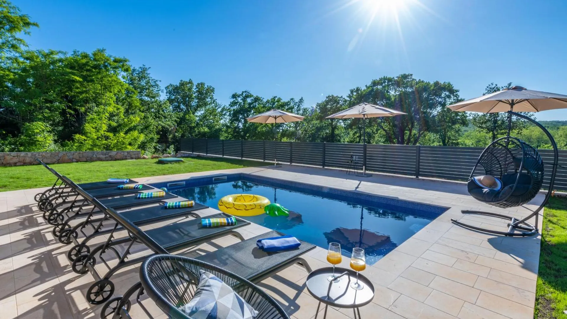 Holiday home Villa Una, A Charming Villa Surrounded By Nature Vinez