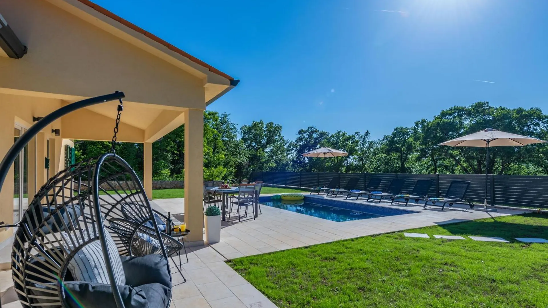 Villa Una, A Charming Villa Surrounded By Nature Vinez Croatia