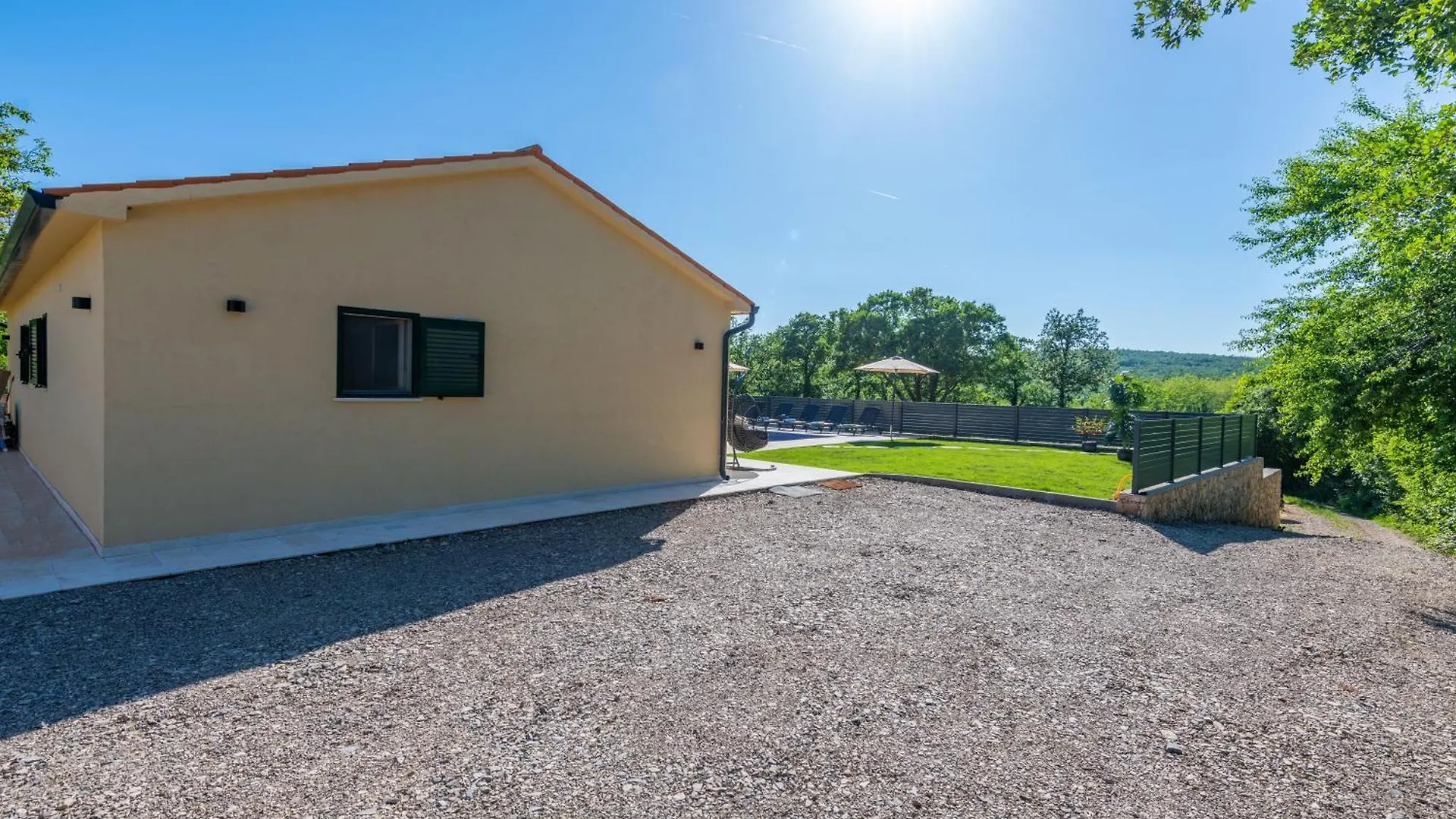Villa Una, A Charming Villa Surrounded By Nature Vinez
