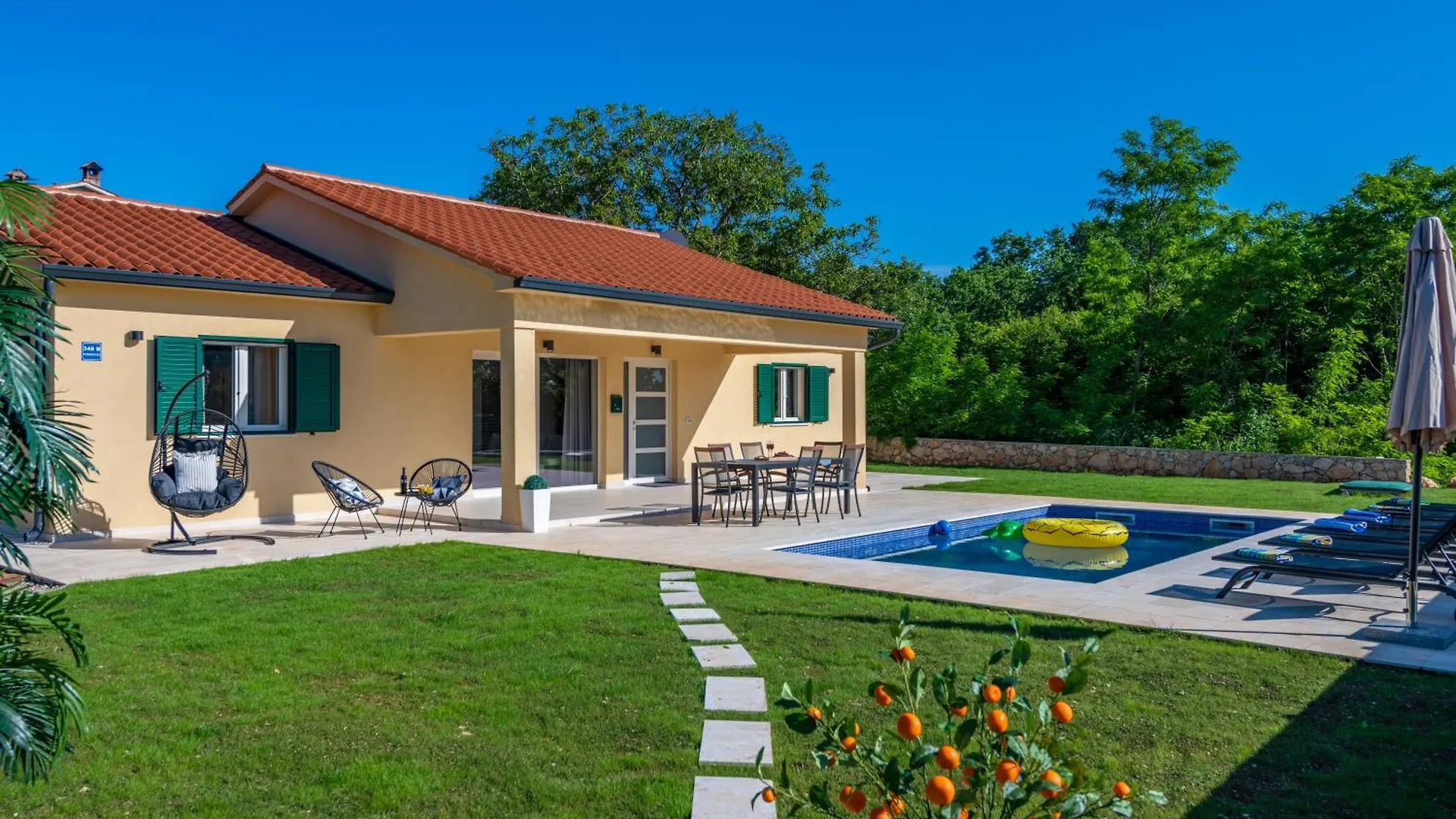 Villa Una, A Charming Villa Surrounded By Nature Vinez