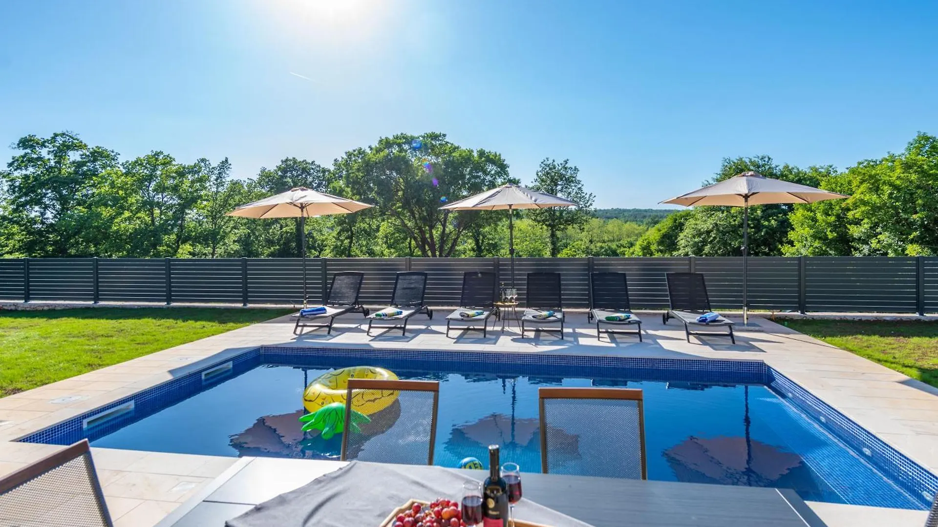 Holiday home Villa Una, A Charming Villa Surrounded By Nature Vinez
